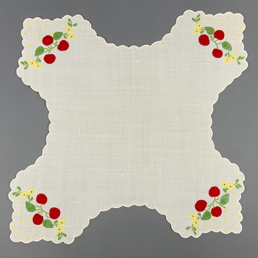 Vintage Bread  Busket  Liner Napkin Red Cherries - Picture 2 of 16